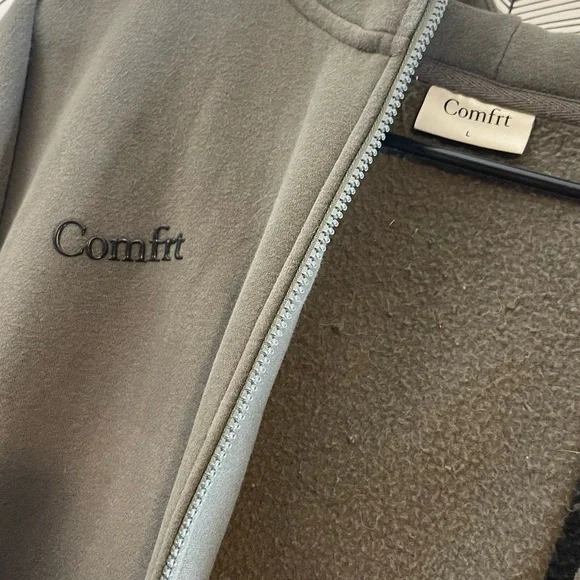 Comfrt Millstone Green Zip-Up Hoodie - Picture 3 of 4